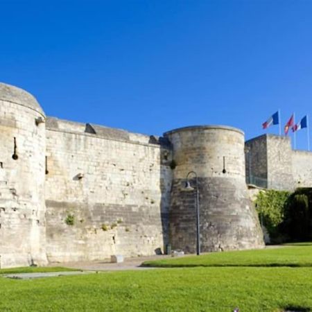 Appart 90M2 Lumineux, Centre, Vue Eglise Penchee カーン エクステリア 写真