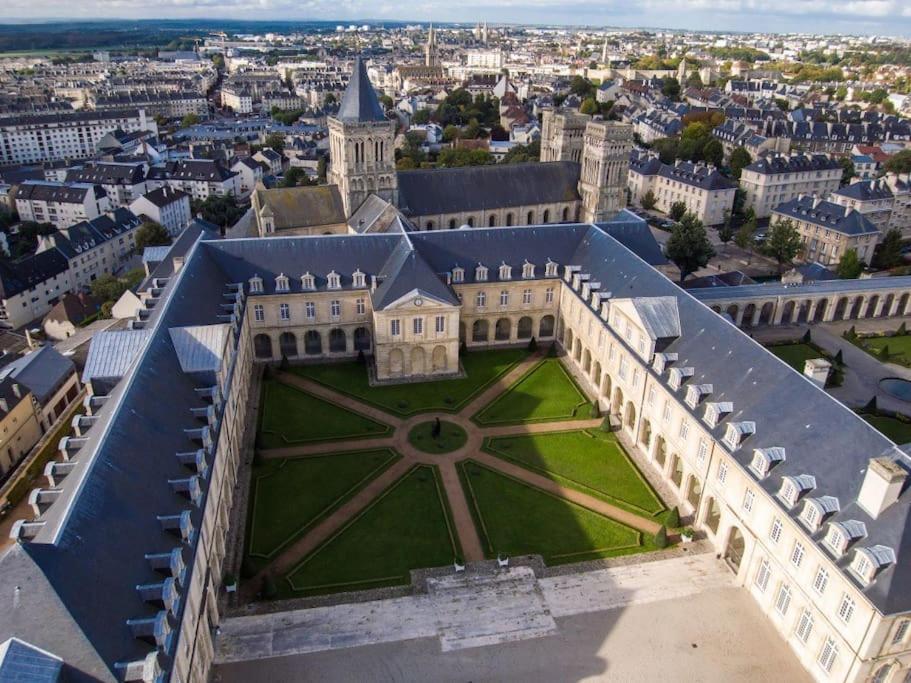 Appart 90M2 Lumineux, Centre, Vue Eglise Penchee カーン エクステリア 写真